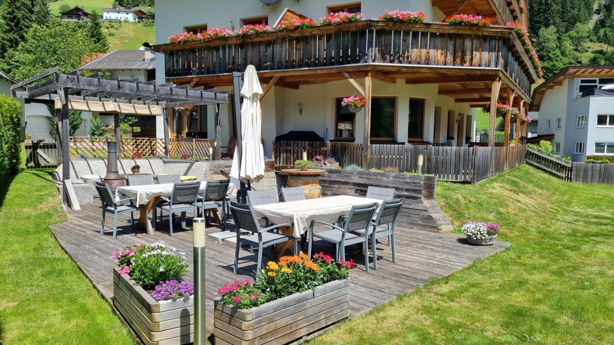 Gaestehaus Landhaus Tyrol Gries im Sellrain Εξωτερικό φωτογραφία