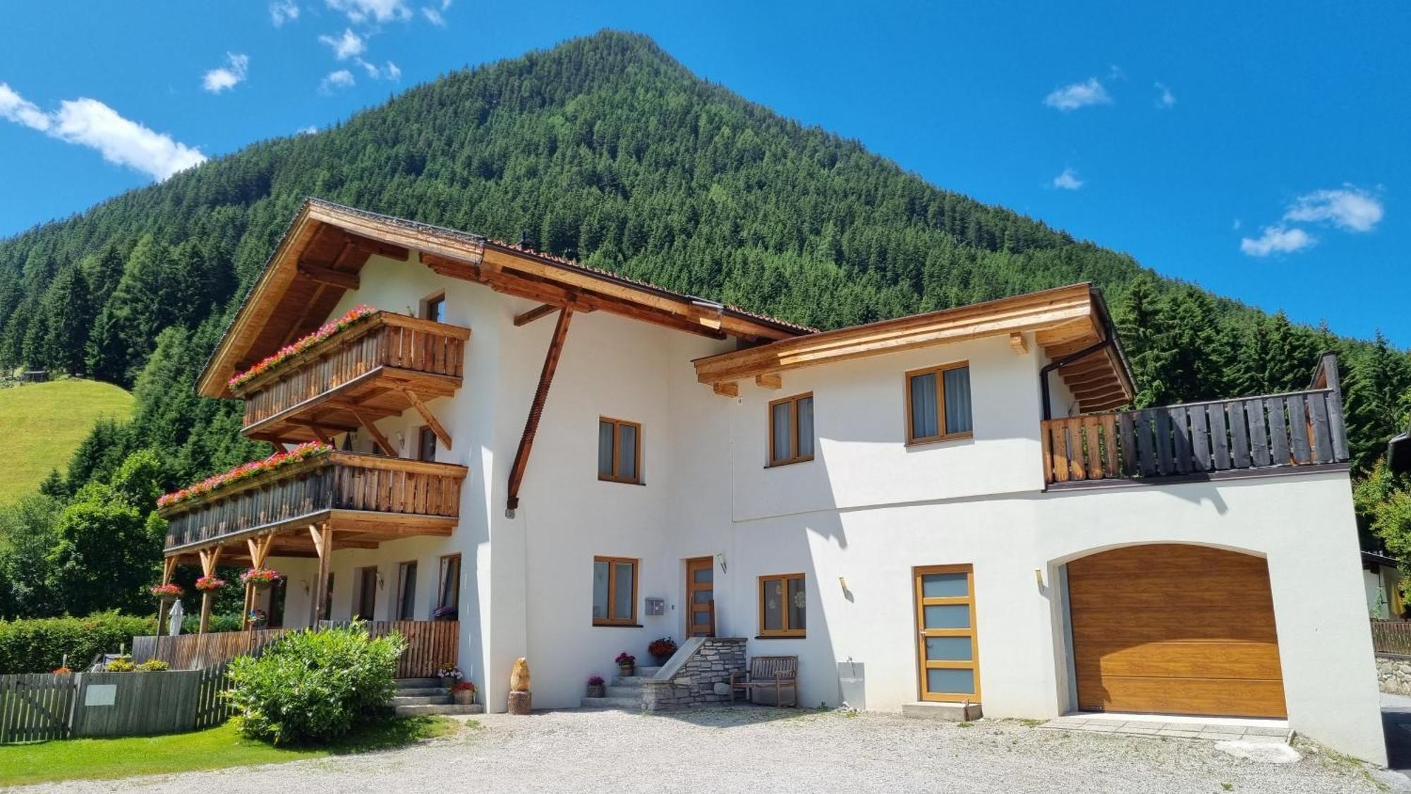Gaestehaus Landhaus Tyrol Gries im Sellrain Εξωτερικό φωτογραφία